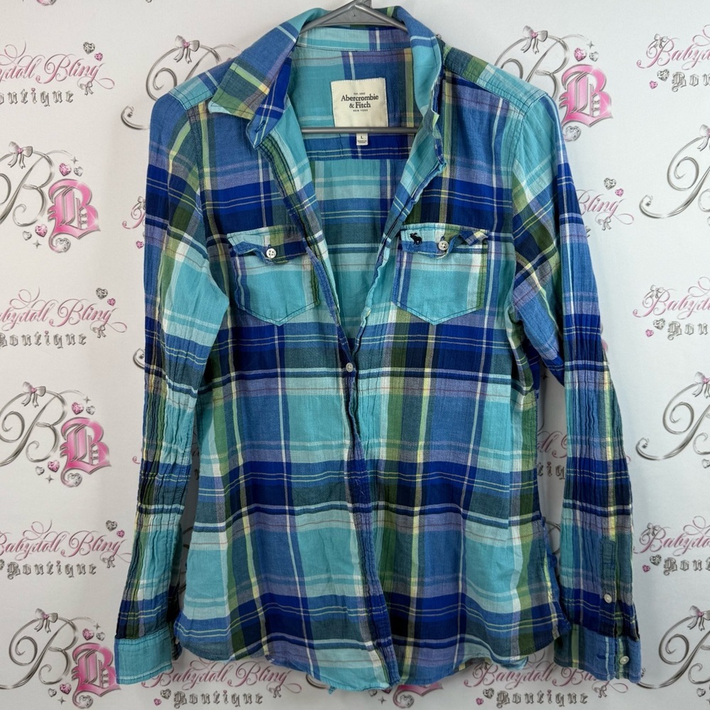 Abercrombie & Fitch button down long sleeve picnic Blue and Green Plaid Shirt